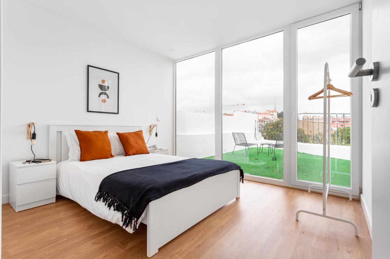 Altido Brand New Elegant Apartments With Terraces In Ajuda Lisbona Esterno foto