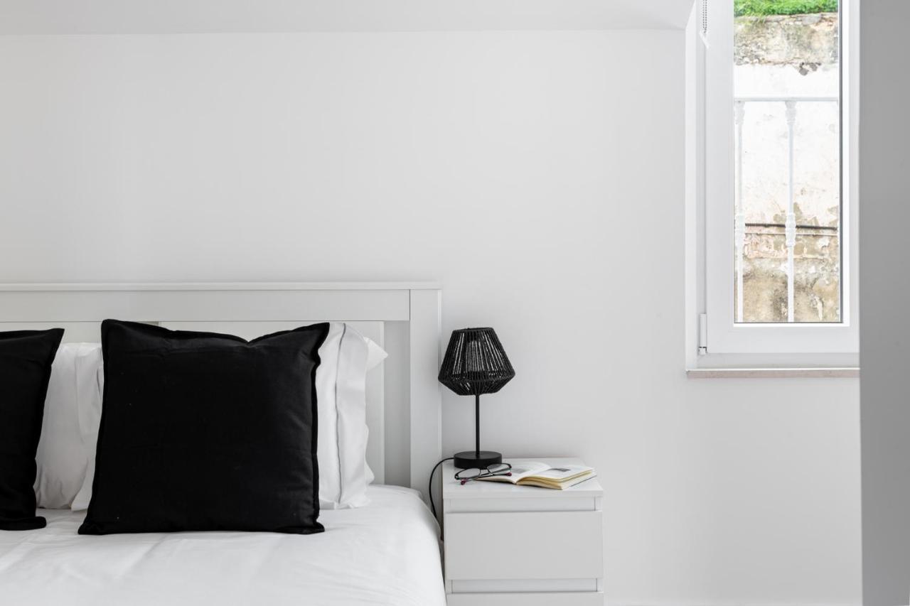 Altido Brand New Elegant Apartments With Terraces In Ajuda Lisbona Esterno foto